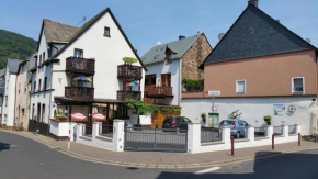Haus-Born-Simon